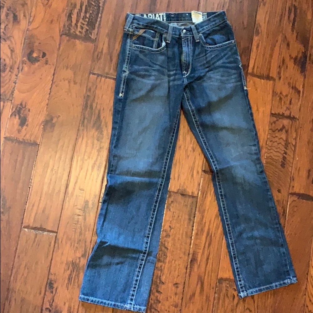 Men’s ariat jeans